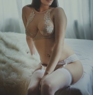 Leilanie massage parlor in Center Point and live escort